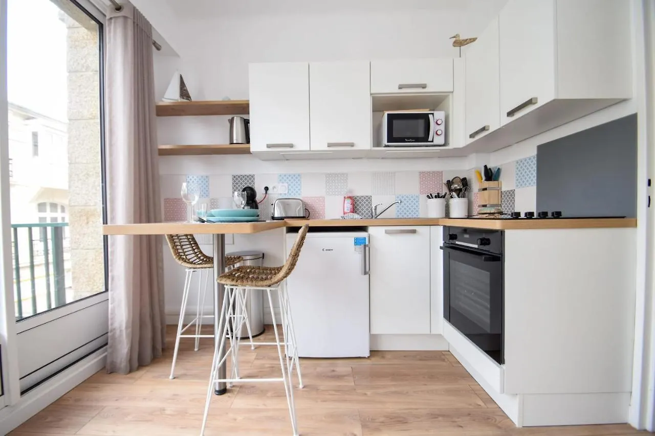 Apartment Appartement Cosy 2 Pers Vue Mer Balcon Hyper Centre Dinard